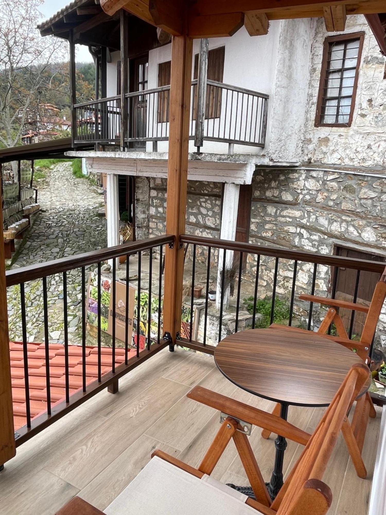 Petrino Hotel Palaios Panteleimonas Buitenkant foto